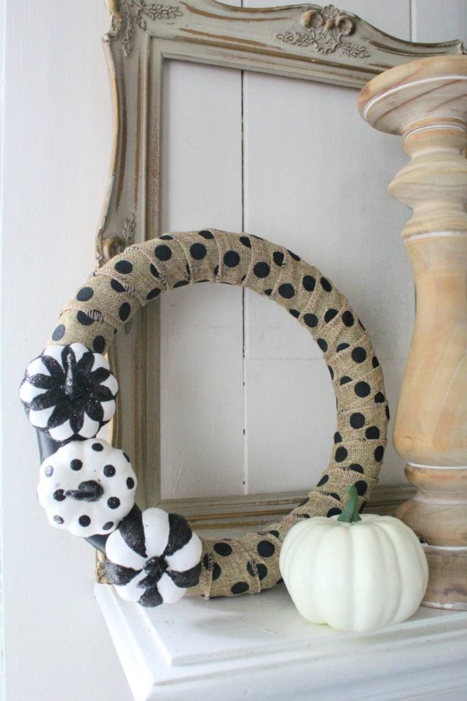 finished halloween wreath with pumpkins